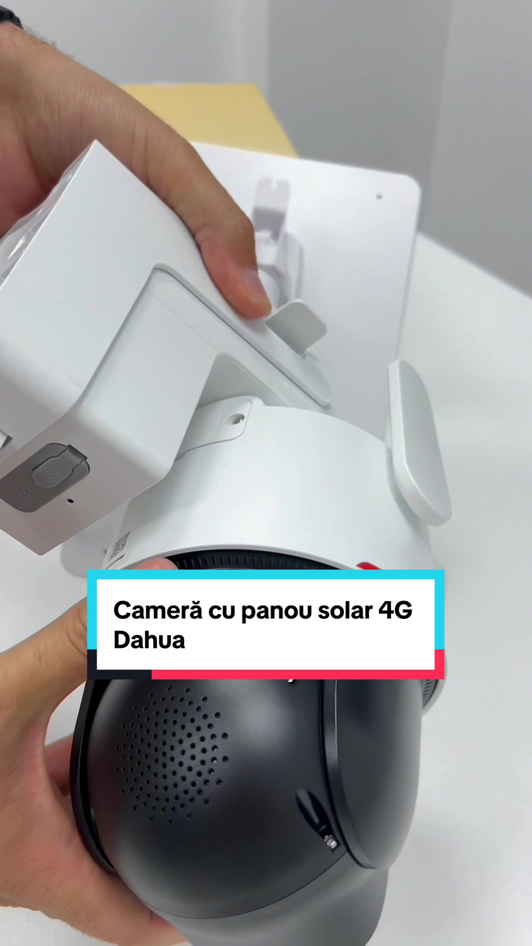 Clip TikTok e-Camere